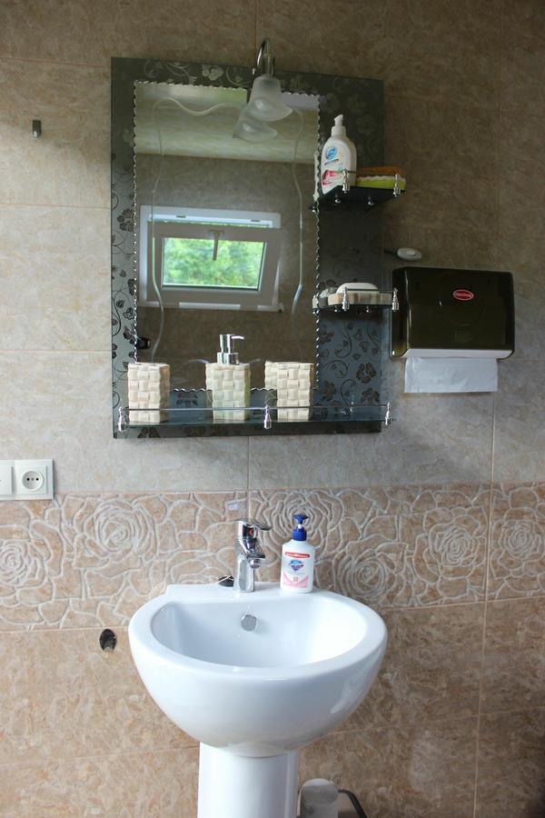 Travel Inn House Mestia • Მოგზაურის Სახლი Екстер'єр фото
