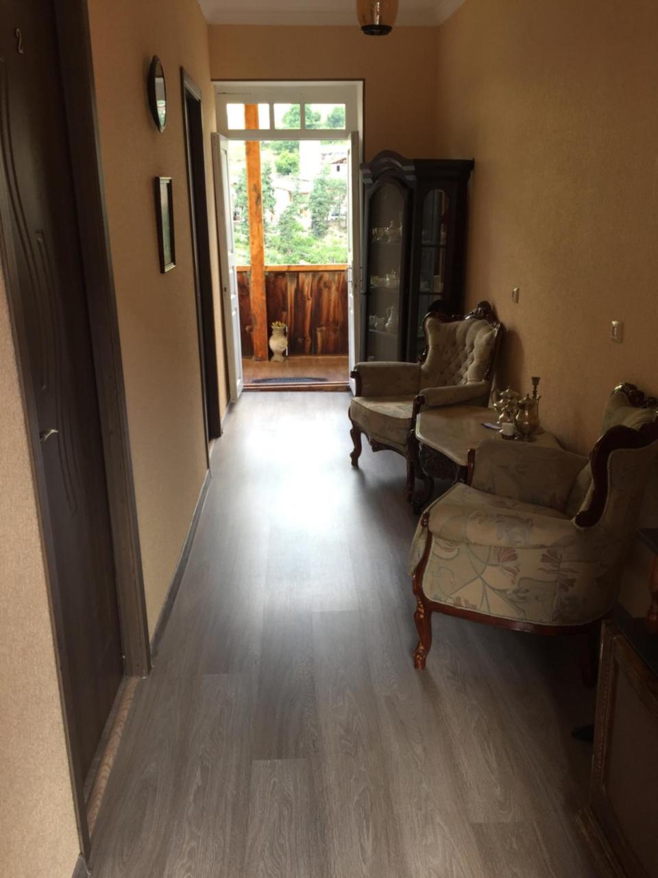 Travel Inn House Mestia • Მოგზაურის Სახლი Екстер'єр фото