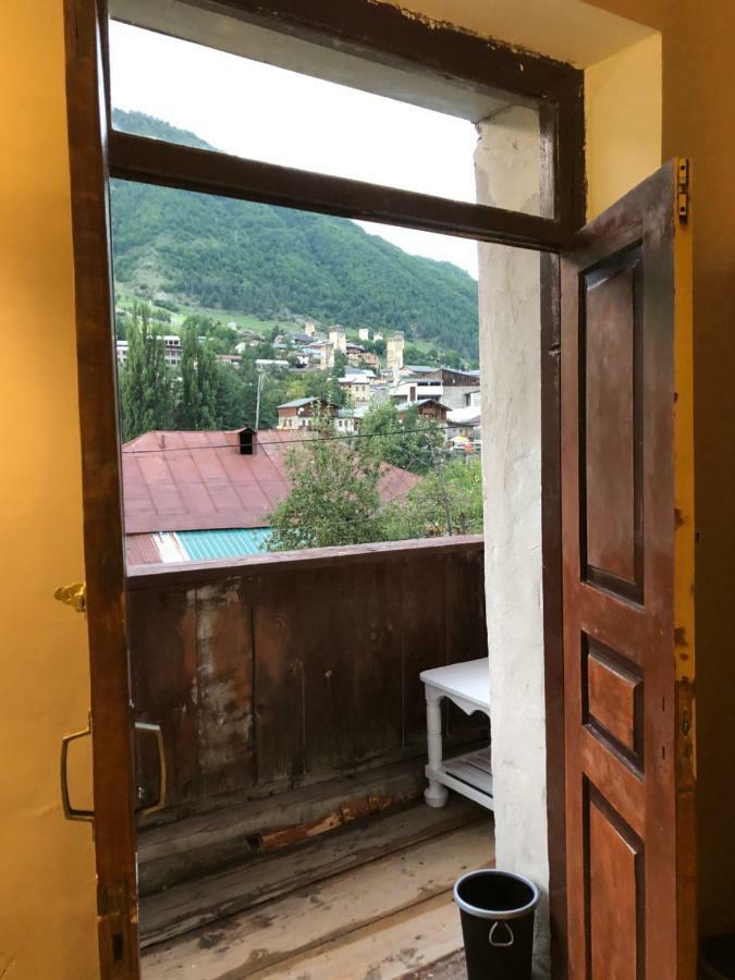 Travel Inn House Mestia • Მოგზაურის Სახლი Екстер'єр фото